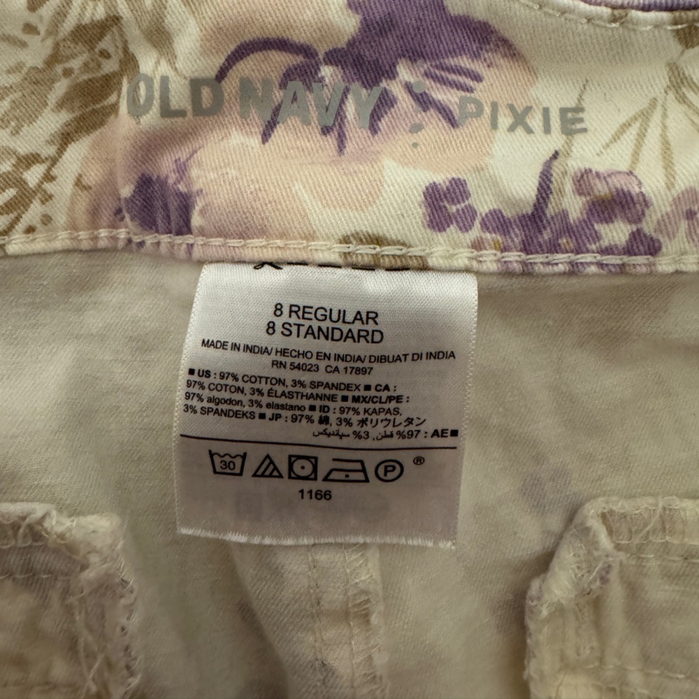 Old navy women’s floral pants - Picture 4 of 4